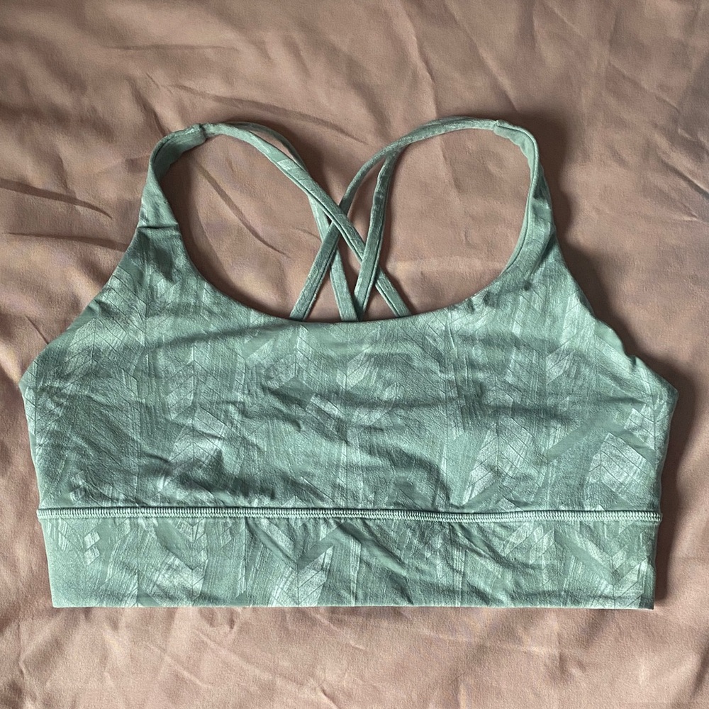 Lululemon sports bra